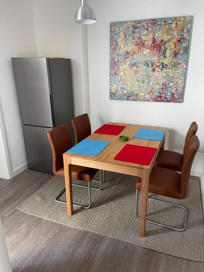 רוסטוק Ruhige Ferienwohnung מראה חיצוני תמונה